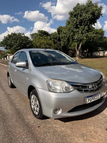 Toyota Etios XS Sedan 1.5 Flex 16V 4P Mec. 2016