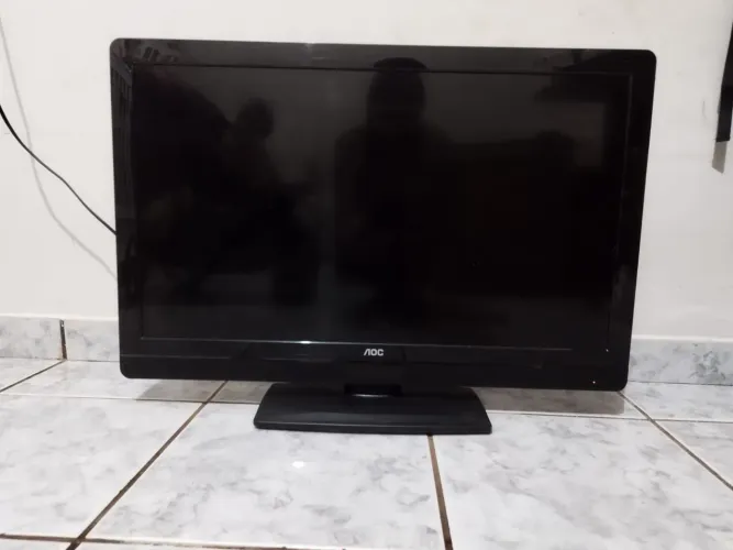 TV AOC 32" LCD - Excelente estado de funcionamento