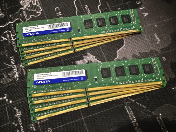 Memória RAM DDR3 8x4GB 1600 MHz