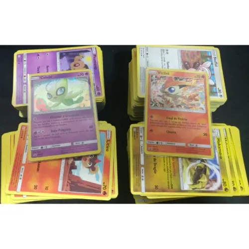 Lote de 30 cartas Pokemon 5 brilhantes e 25 normais não repetidas Ótima qualidade