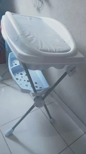 BANHEIRA COM TROCADOR