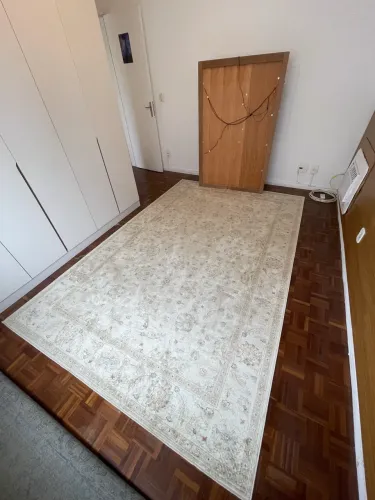 Tapete Zara Home Vintage Estonado (3,00m x 2,00m) - Impecável