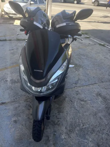 PCX DLX 150