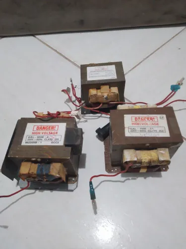Trasformador de micro-ondas 220 V só 40 reais 