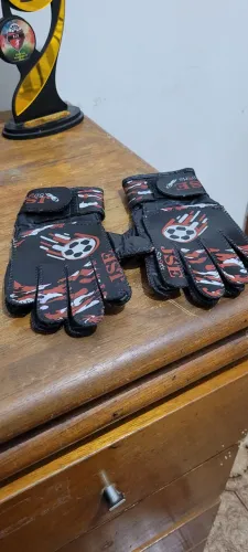 LUVA DE GOLEIRO FUTSAL/FUTEBOL - ÓTIMO ESTADO