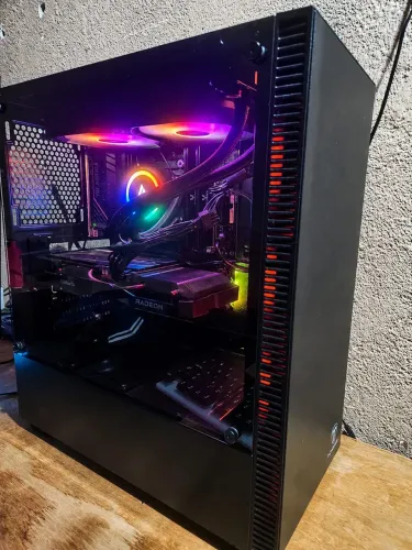 PC GAMER Ryzen 5 5600GT, 32x gb 3200mhz e Rx 6600 8GB- AsRock