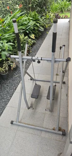 Aparelho para caminhada.