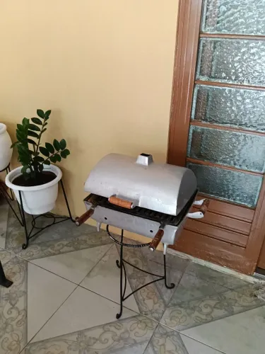 CHURRASQUEIRA de FERRO.