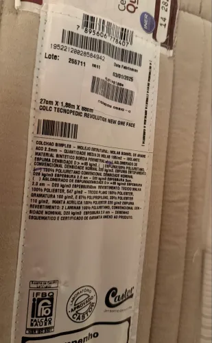 ? Vendo Cama Box de Solteiro Castor + Colchão - Semi Nova