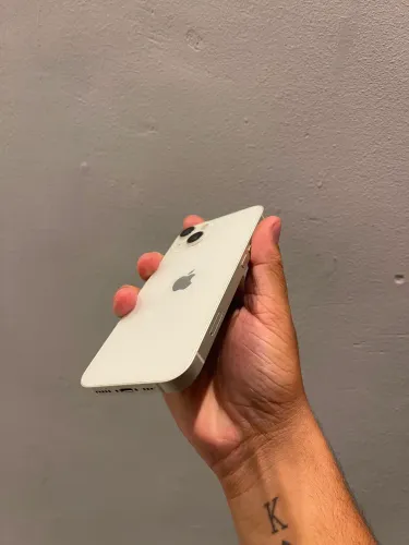 iPhone 13 todo original com caixa