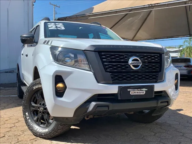 Nissan Frontier Attac.cd 4X4 2.3 Bi-TB Die. AUT 2023