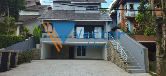 Casa em Condomínio para Locação no condomínio Arujá 5 - 3 quartos, 4 Vagas