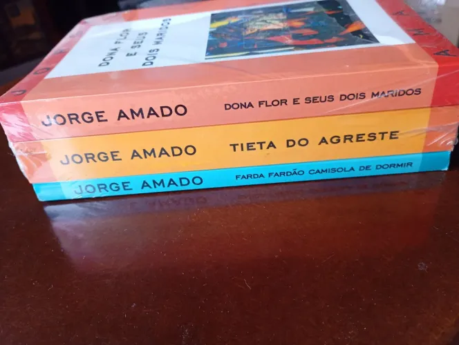 3 livros Jorge Amado ( lacrados)