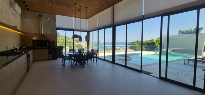 Exclusivo Imóvel para venda possui 500 metros quadrados com 5 quartos em Joá - Rio de Jane
