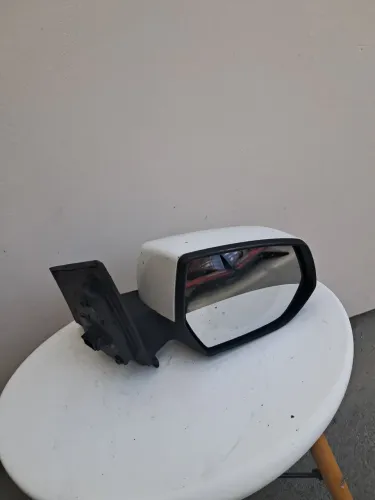 Retrovisor GM Chevrolet Spin tenho o par