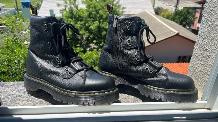 bota coturno doc martens 42/43 | 1460 bex lace-to-lace | novo compra em setembro de 2025