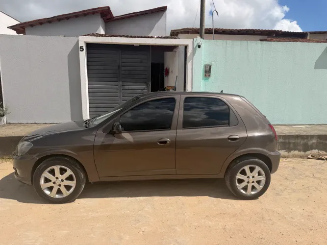 Chevrolet Celta Advantage 1.0 8V Flexpower 5P 2014