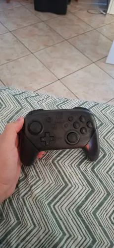 Nintendo Switch Pro Controller (Drift)