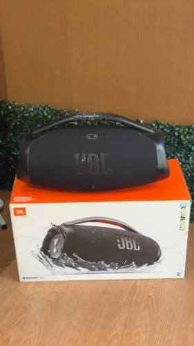 Jbl Boombox 3 semi nova completa + nota fiscal