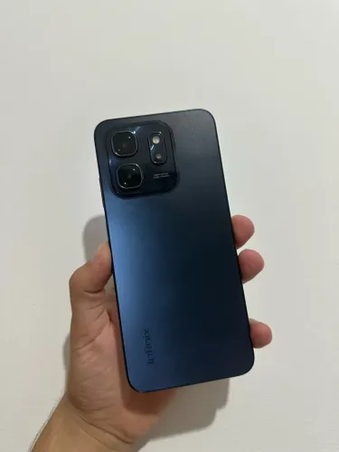 VENDO INFINIX 50i 256GB 6 DE RAM