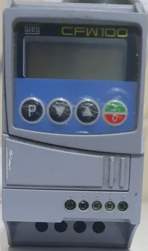 Inversor de Frequência CFW100B02P6S220 0,5 CV 2,6 A