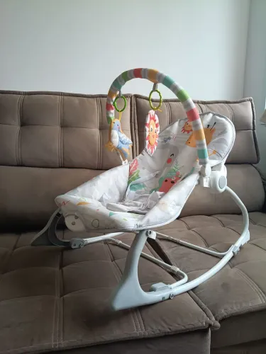 Cadeira de balanço para bebê 
