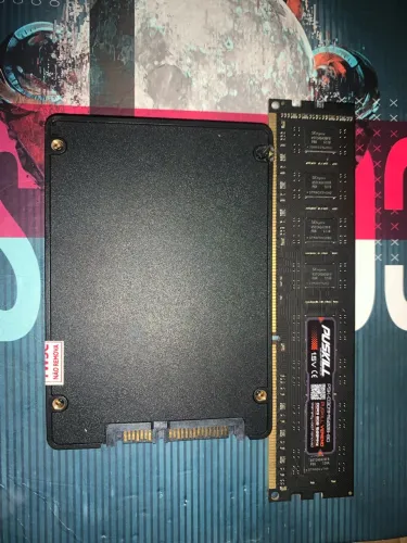 Pente de 8GB MEMÓRIA RAM + SSD