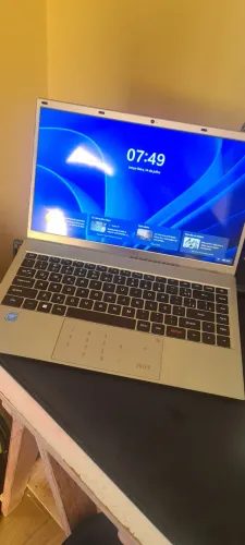 Notebook Ultra i3 10° 4gb ddr4, ssd nvme 120, ótima bateria.