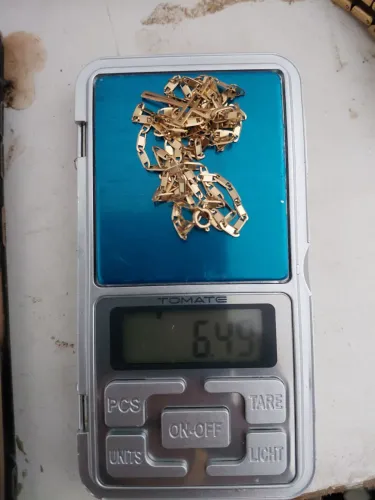 Ouro 6.49 gramas 3.500 nao tiro nada