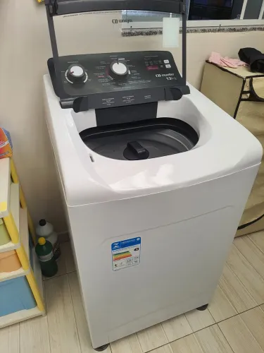 Máquina de lavar roupas Mueller 