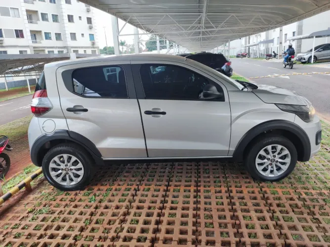 Fiat Mobi Like 1.0 Fire Flex 5P. 2022