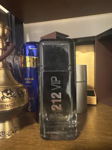 perfune 212 vip black 100 ML