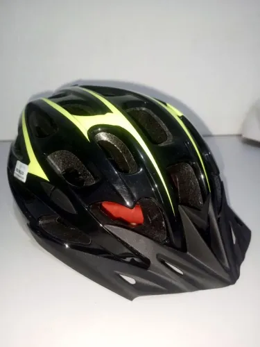 CAPACETE KSW PARA CICLISTA PRETO COM AMARELO NEON