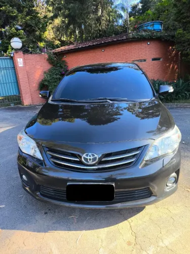 Toyota Corolla Altis 2.0 Flex 16V Aut. 2012