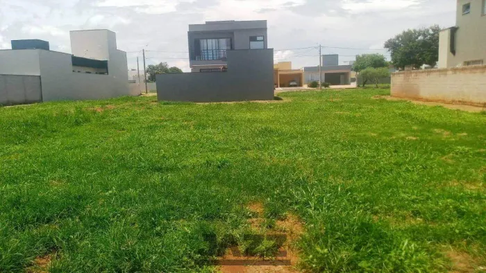 Terreno à venda com área de lazer completa no Cascata, Paulínia