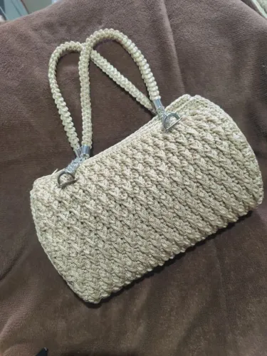 Bolsa feminina de crochê