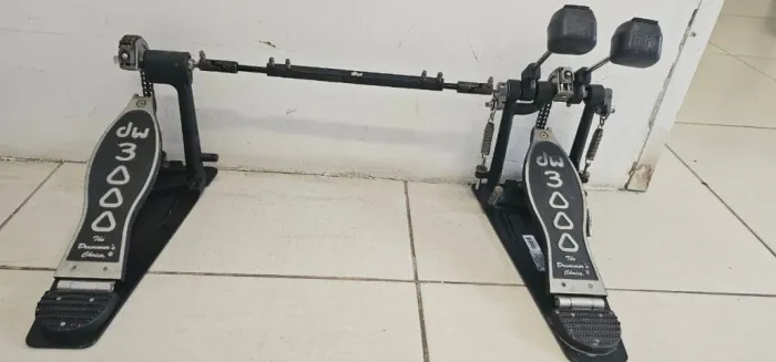 Pedal duplo DW 3000