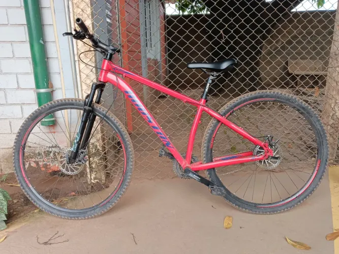  Bicicleta Aro 29 - Cor Vermelha