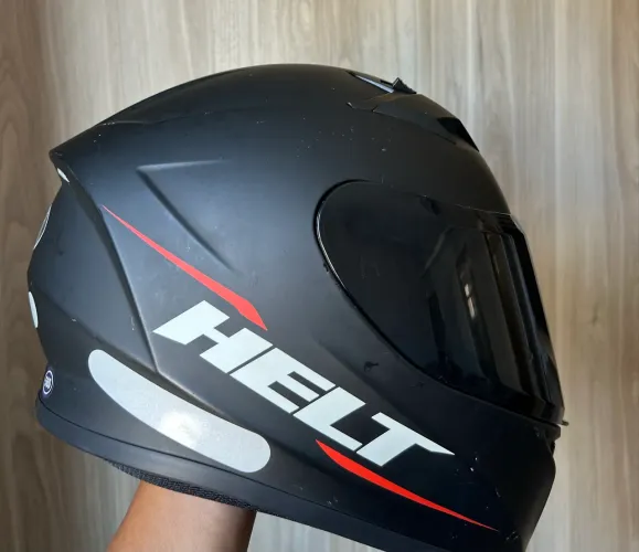 Capacete Helt preto