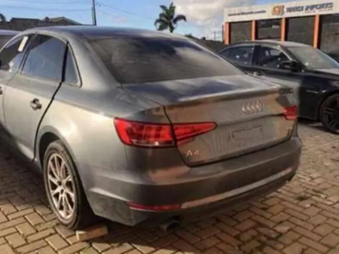 Sucata Audi A4 2019 ...peças