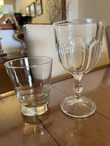 Conjunto 2 copos colecionador diversos vidro