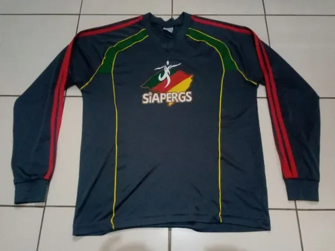 Camisa siapergs mangas longas marca eudajo tamanho M