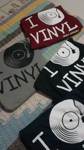 Camisetas I Love VÍNIL.