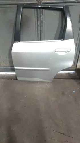 Porta Honda Fit traseira 