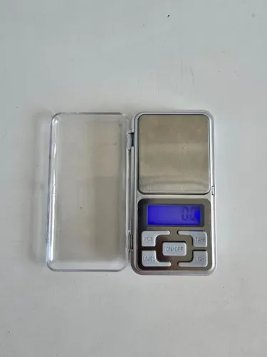 Balança de Precisão para joias, muito compacta e cabe até no bolso, também tem Mini Escala
