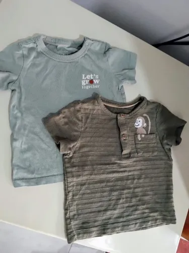 2 camisetas para bebês de 12 a 18 meses 