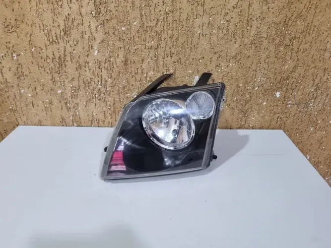 Farol esquerdo Ecosport 2003/2004/2005/2006/2007