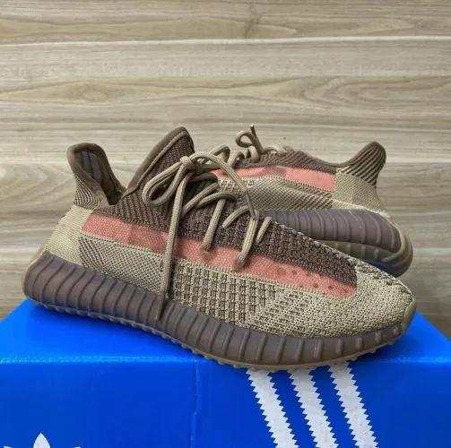 Adidas Yeezy veja mais cores disponível