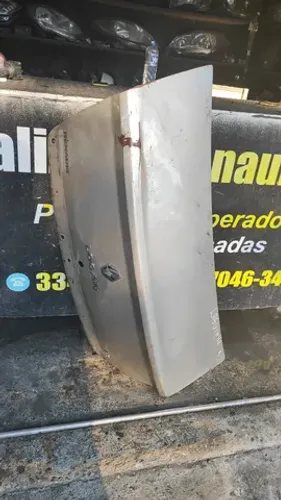 Tampa de Mala Renault Logan Antigo (Com detalhe)