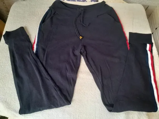 calça tamanho único, estica
